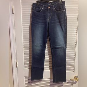 Dark Skinny Levi Jeans